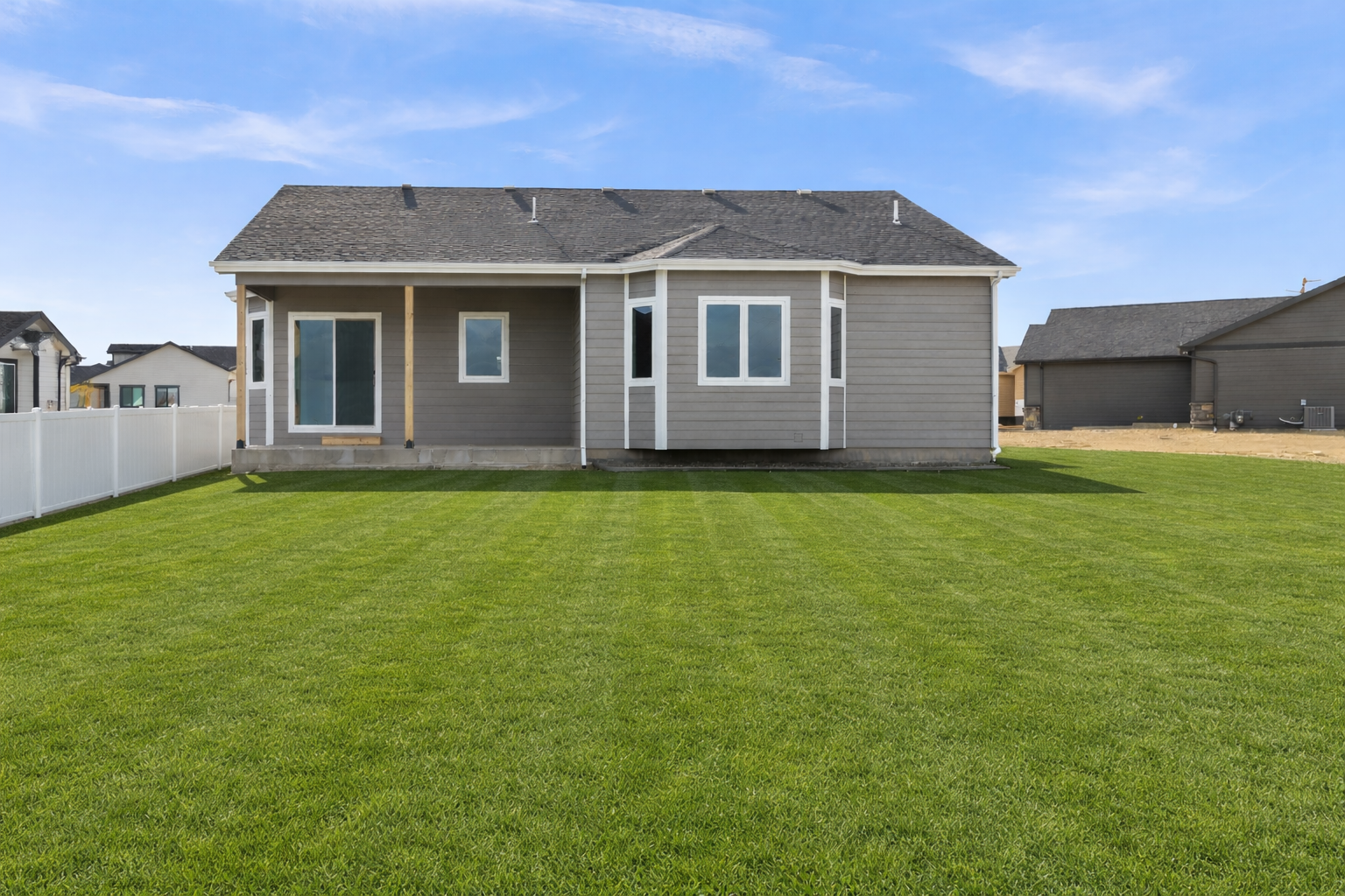 2782 Laredo back (2).png