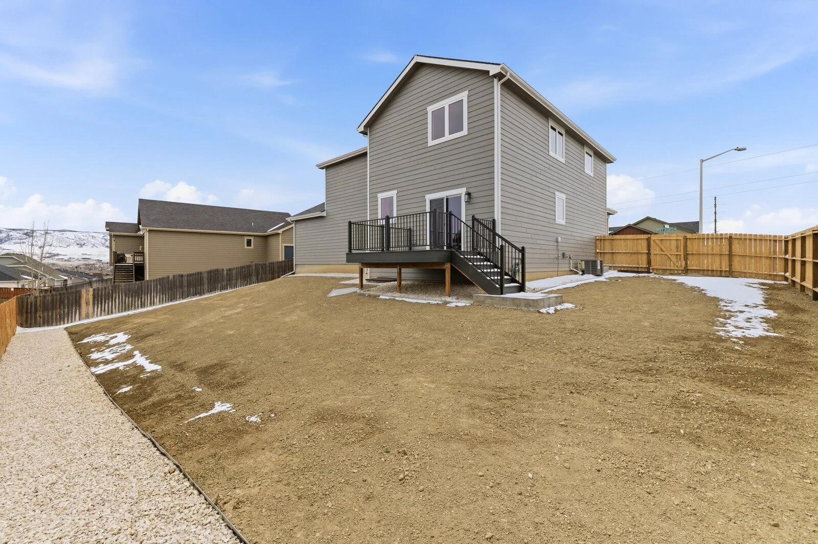 1001 River Heights (24).jpg