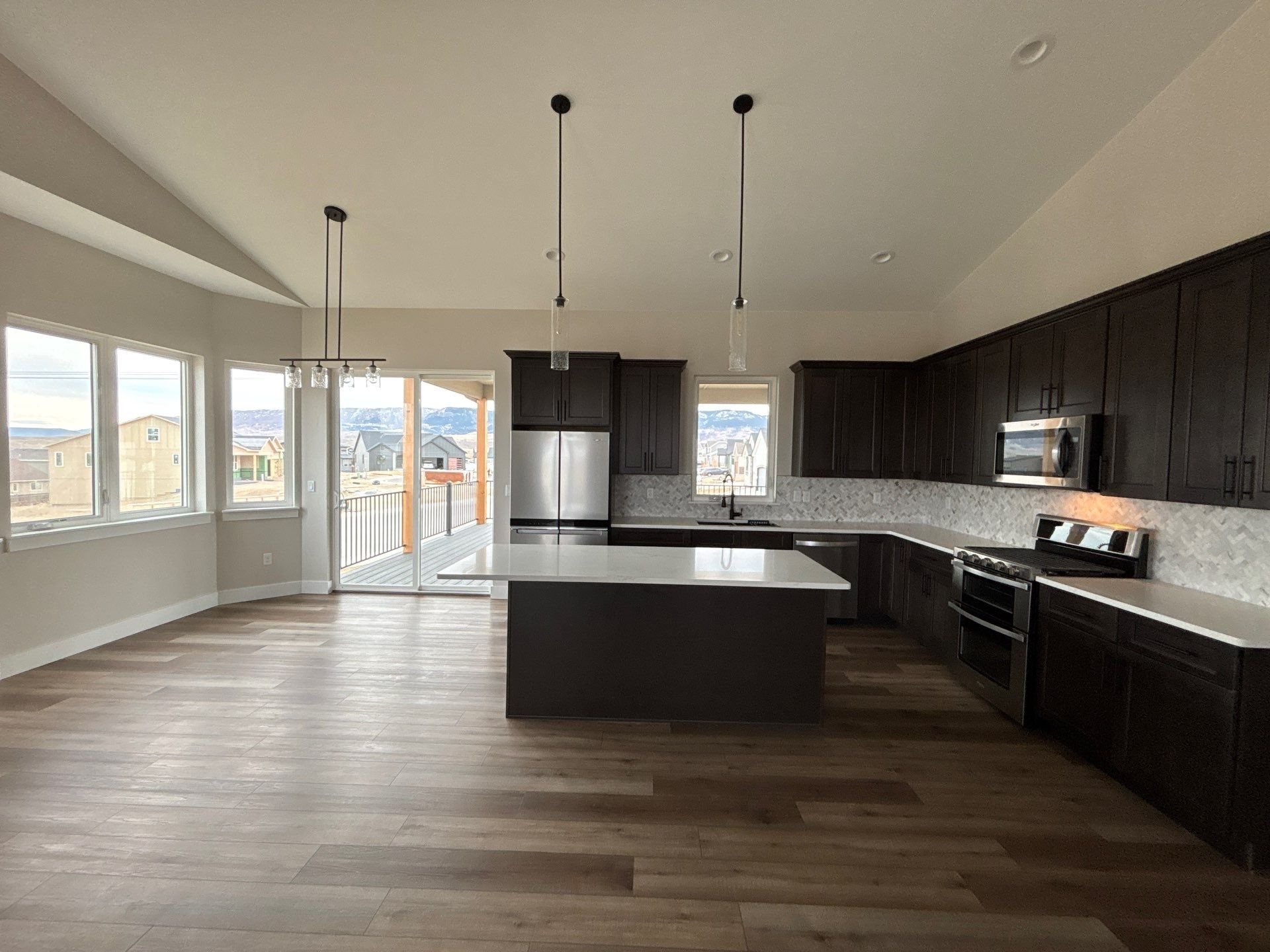 2665 Berkshire (2).jpg