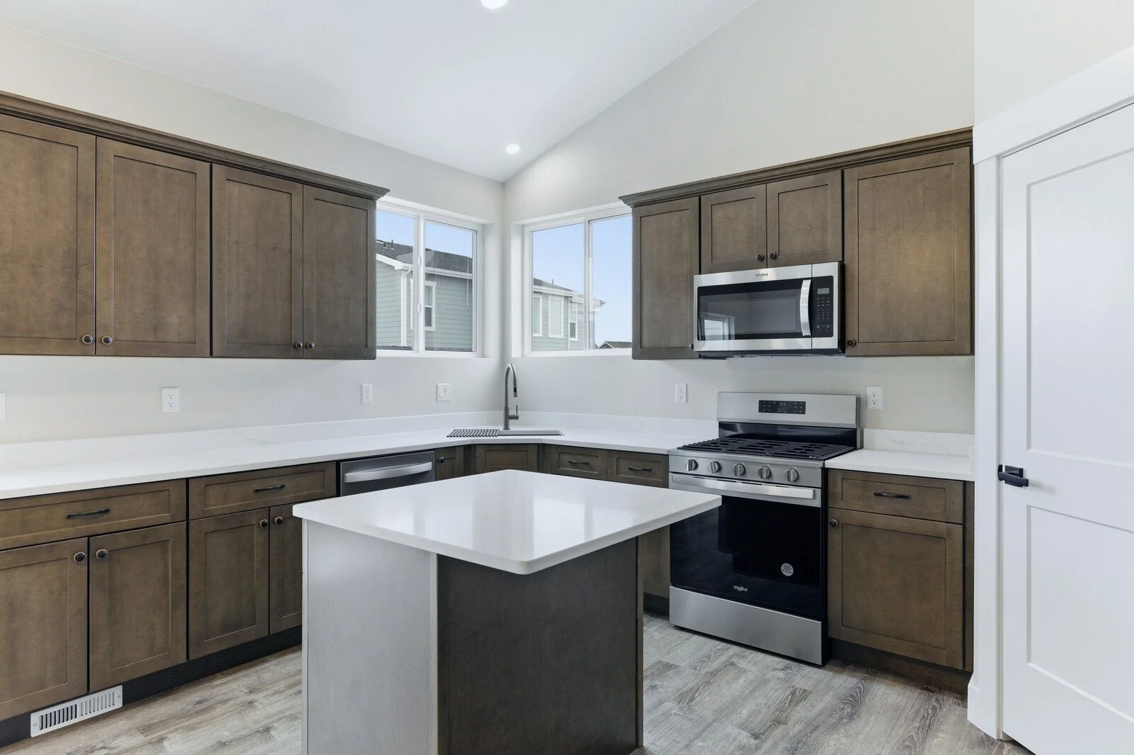 6130 Stillwater (12).jpg