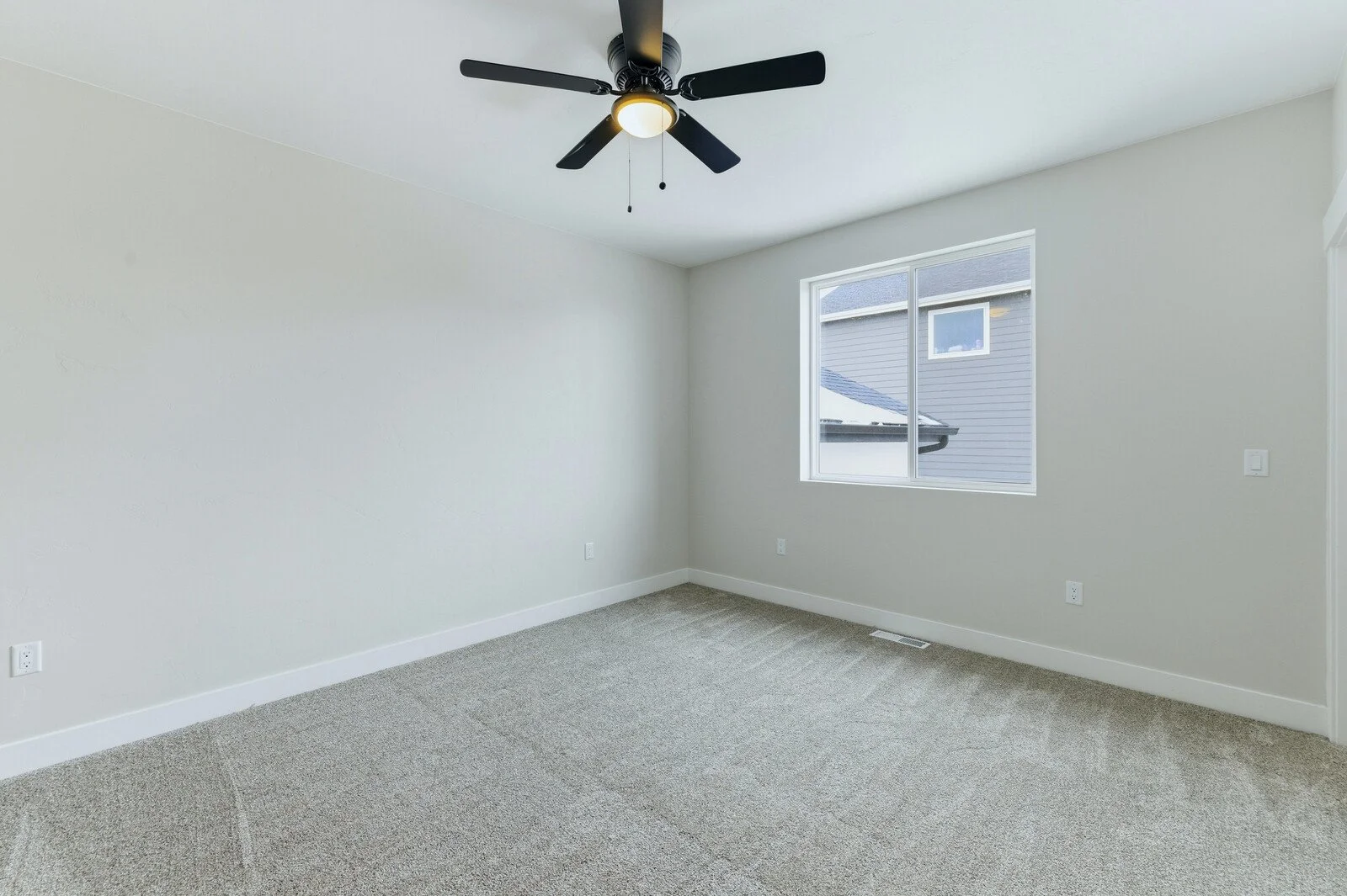 6130 Stillwater (18).jpg