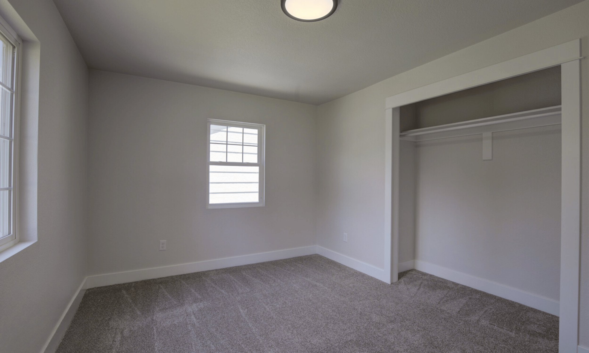 2737 S Odell (2).png