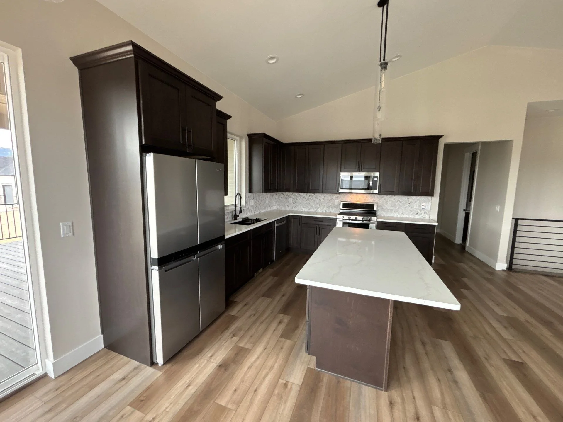 2665 Berkshire (5).jpg