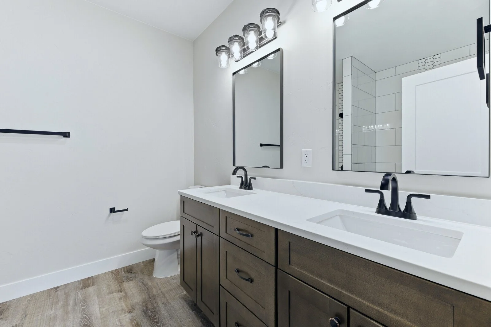 6130 Stillwater (20).jpg