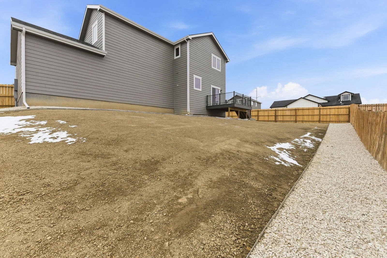 1001 River Heights (25).jpg