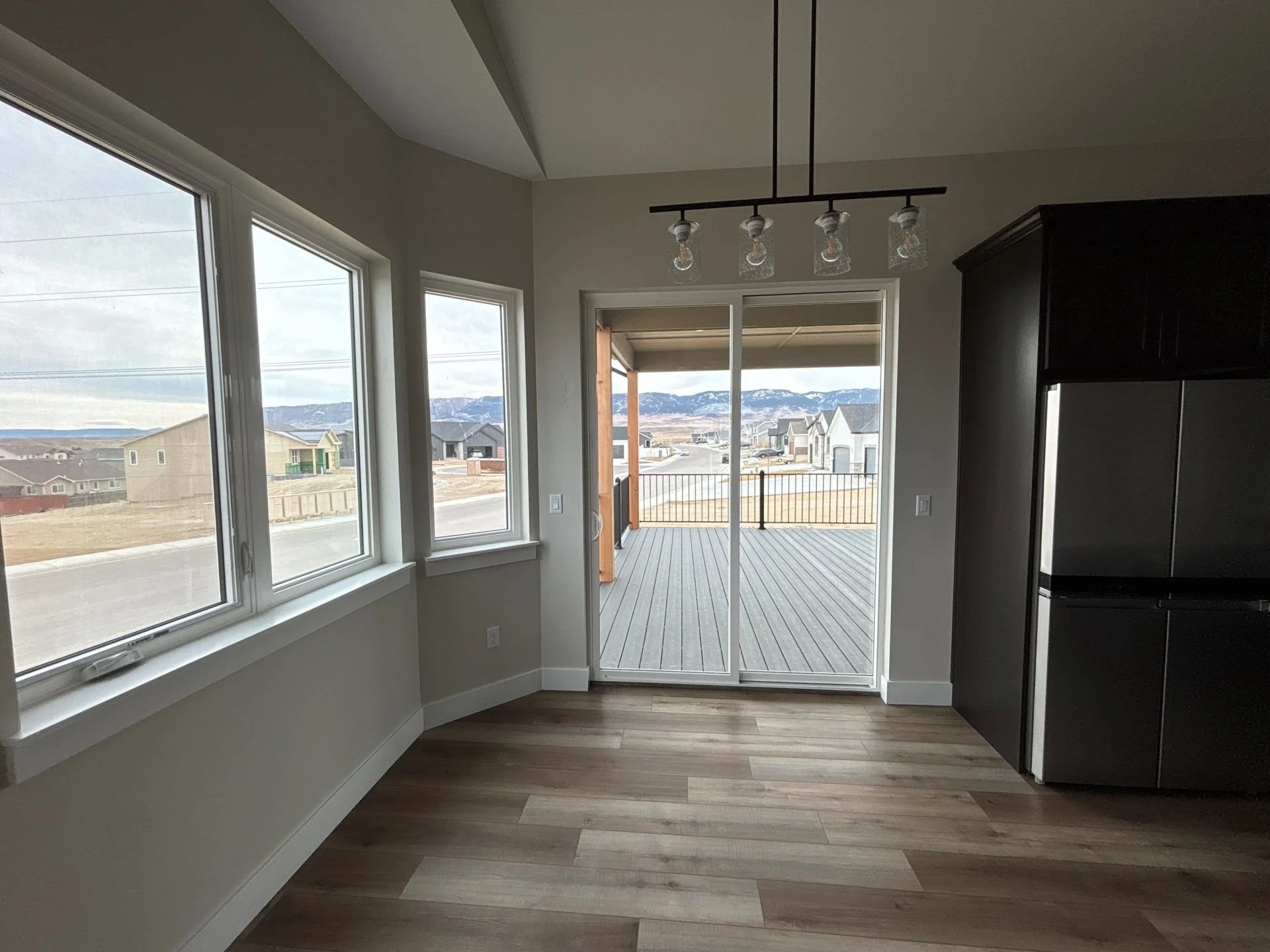 2665 Berkshire (4).jpg