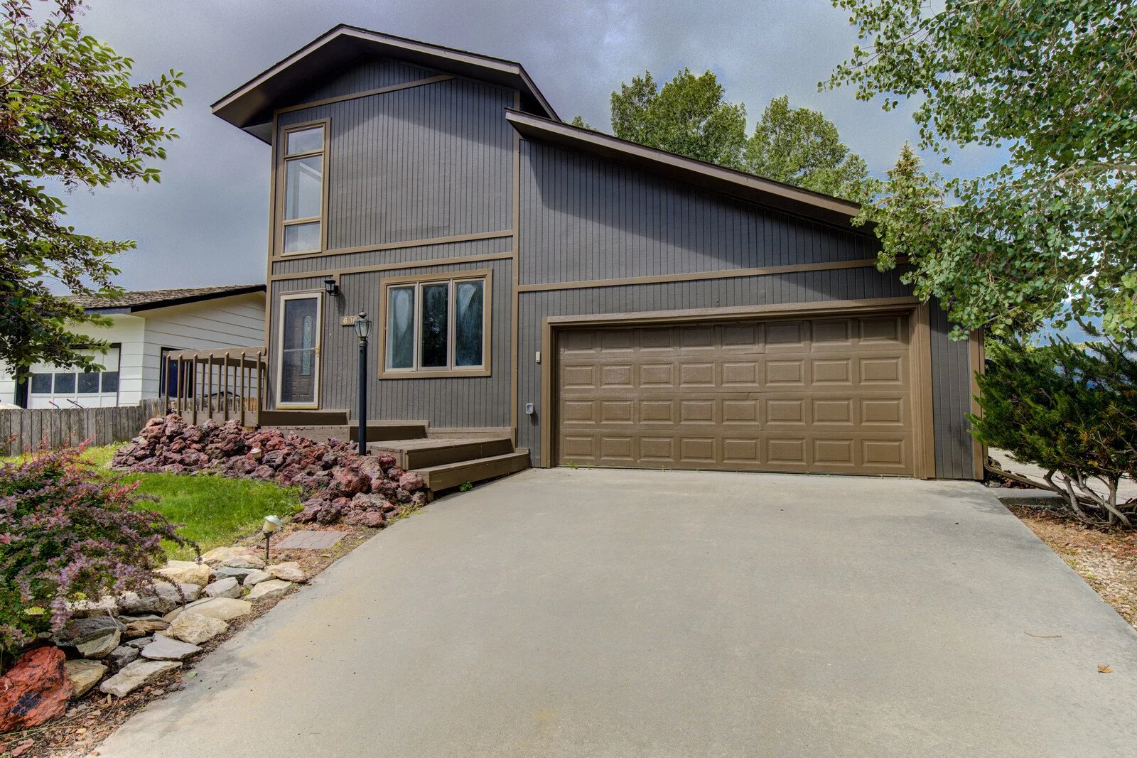 600 Sourdough Front.jpg