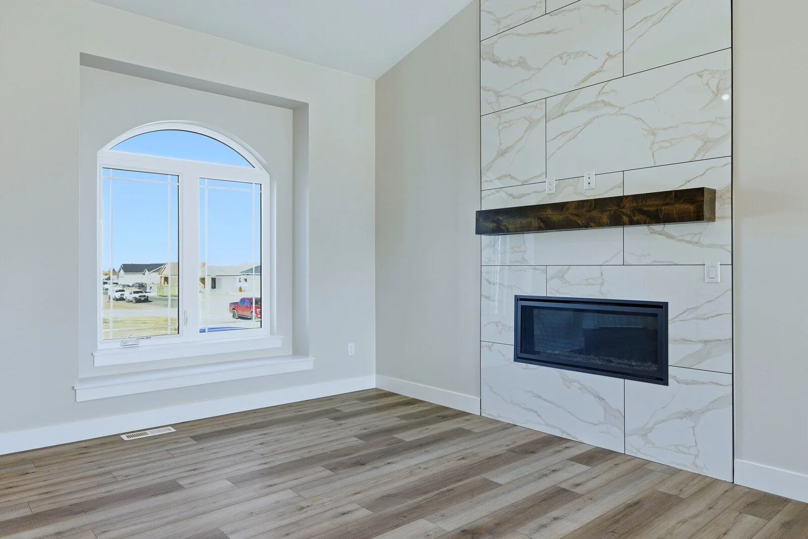 2665 Berkshire (20).jpg