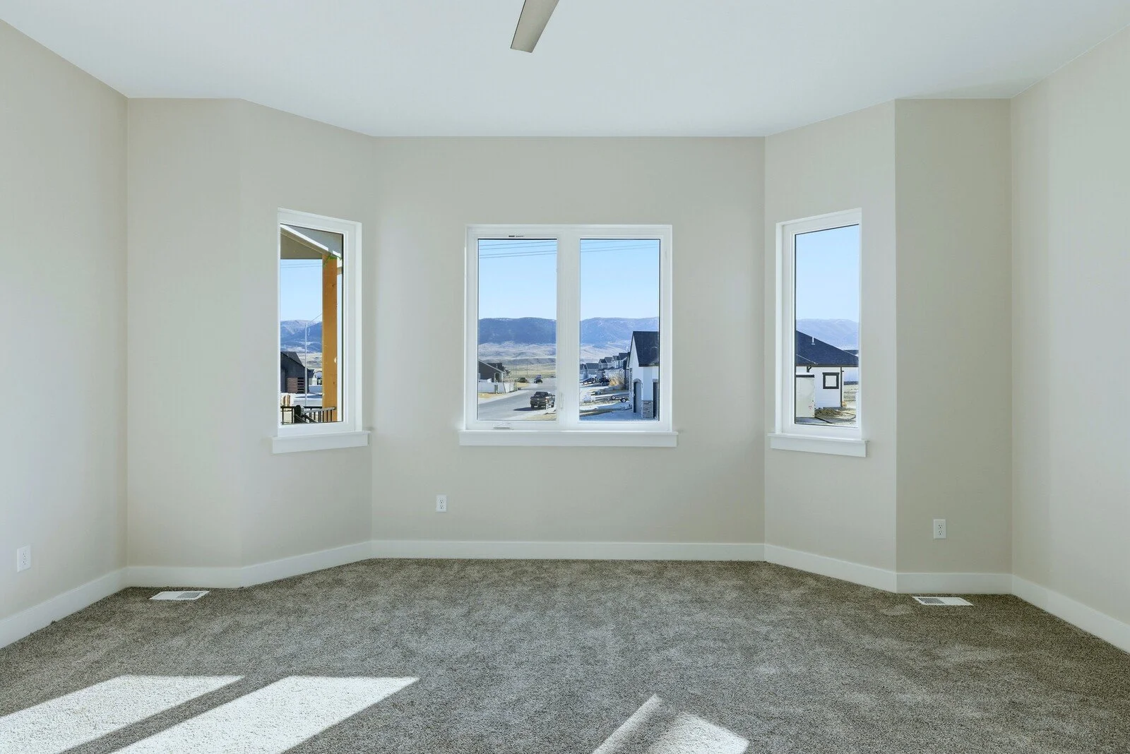 2665 Berkshire (23).jpg