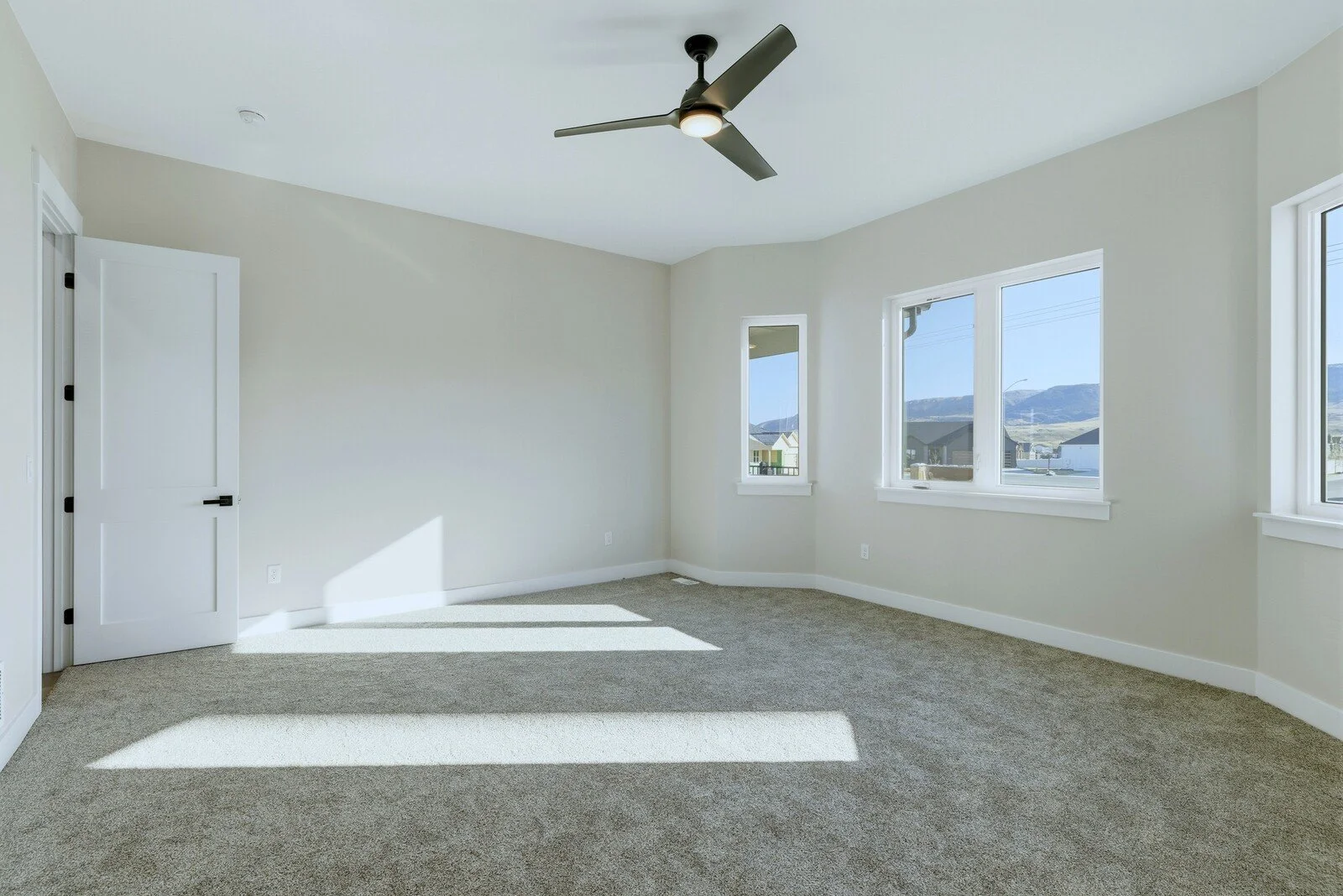 2665 Berkshire (24).jpg