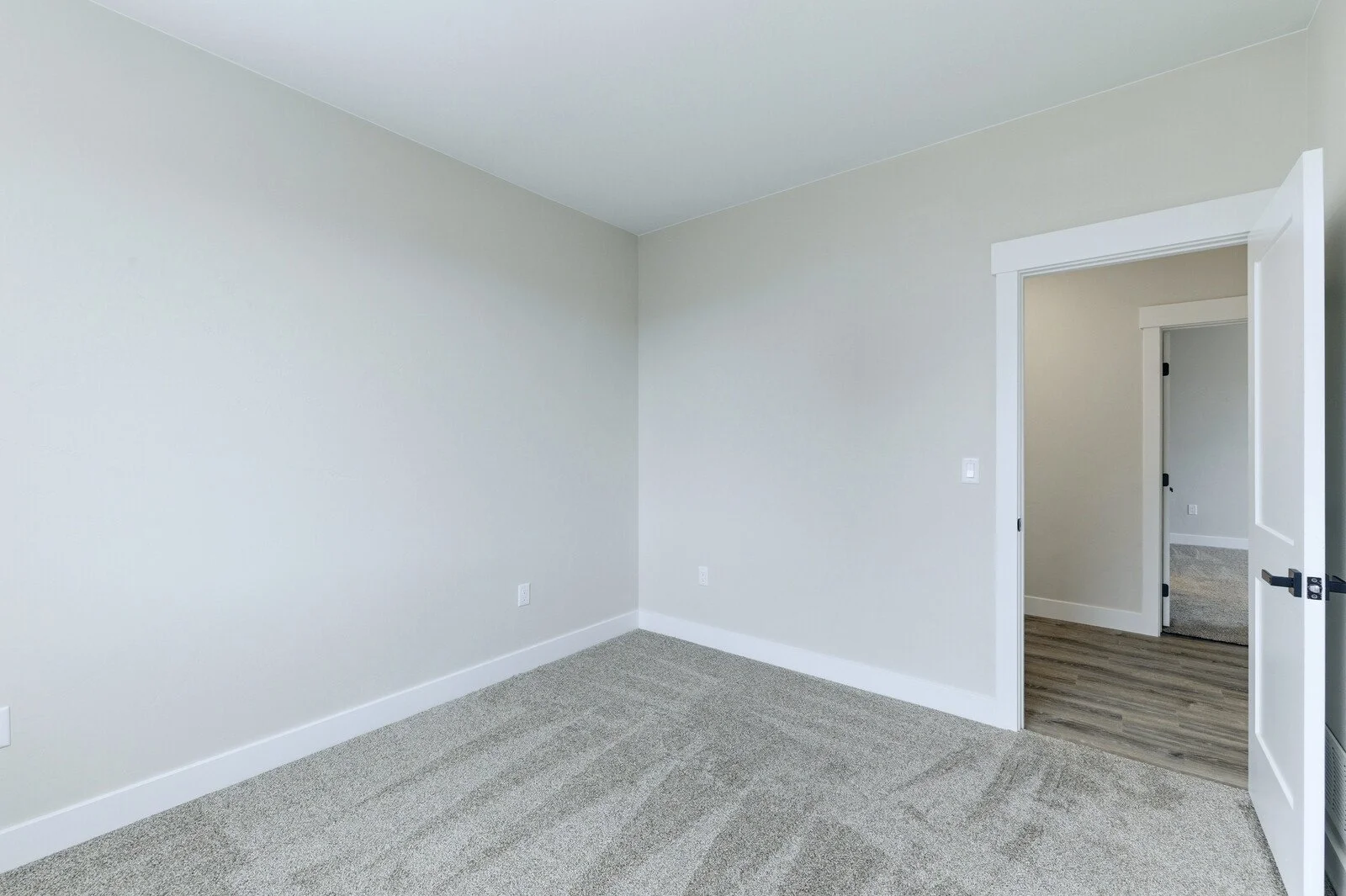 6130 Stillwater (15).jpg