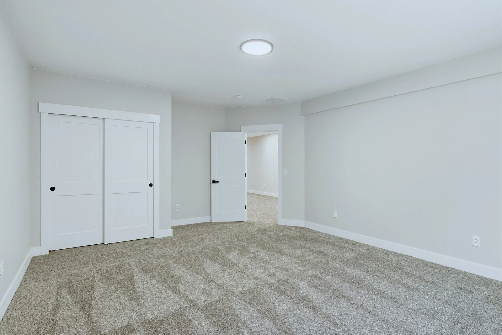 2665 Berkshire (12).jpg