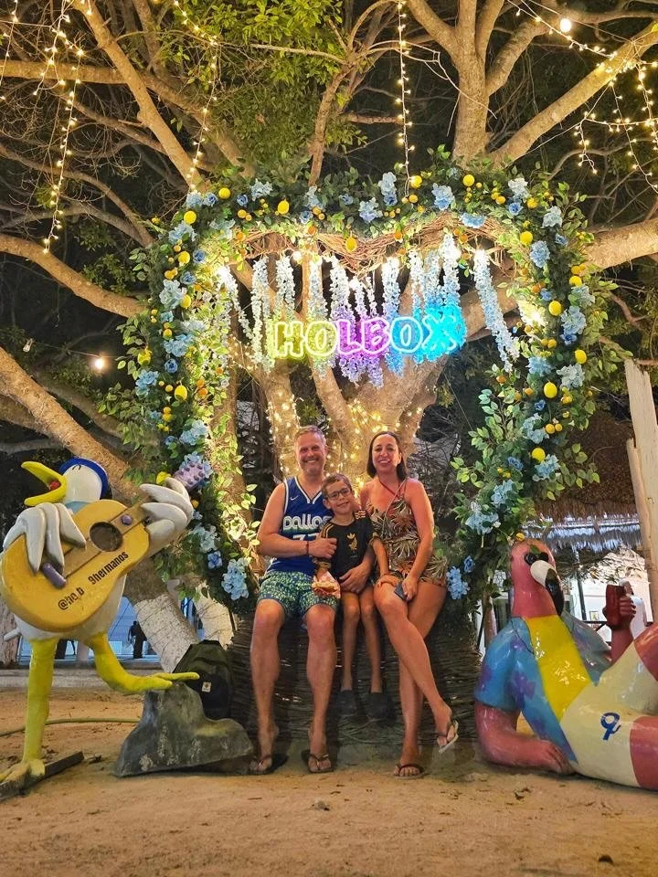 Listos para esta #SemanaSanta 2026 en #Holbox 😍💙⛴️✨ Les invitamos a disfrutar esta m&aacute;gica isla 🏝️ #T&oacute;mateTuFoto !! 🤩 #9h #9Hermanos Ferry