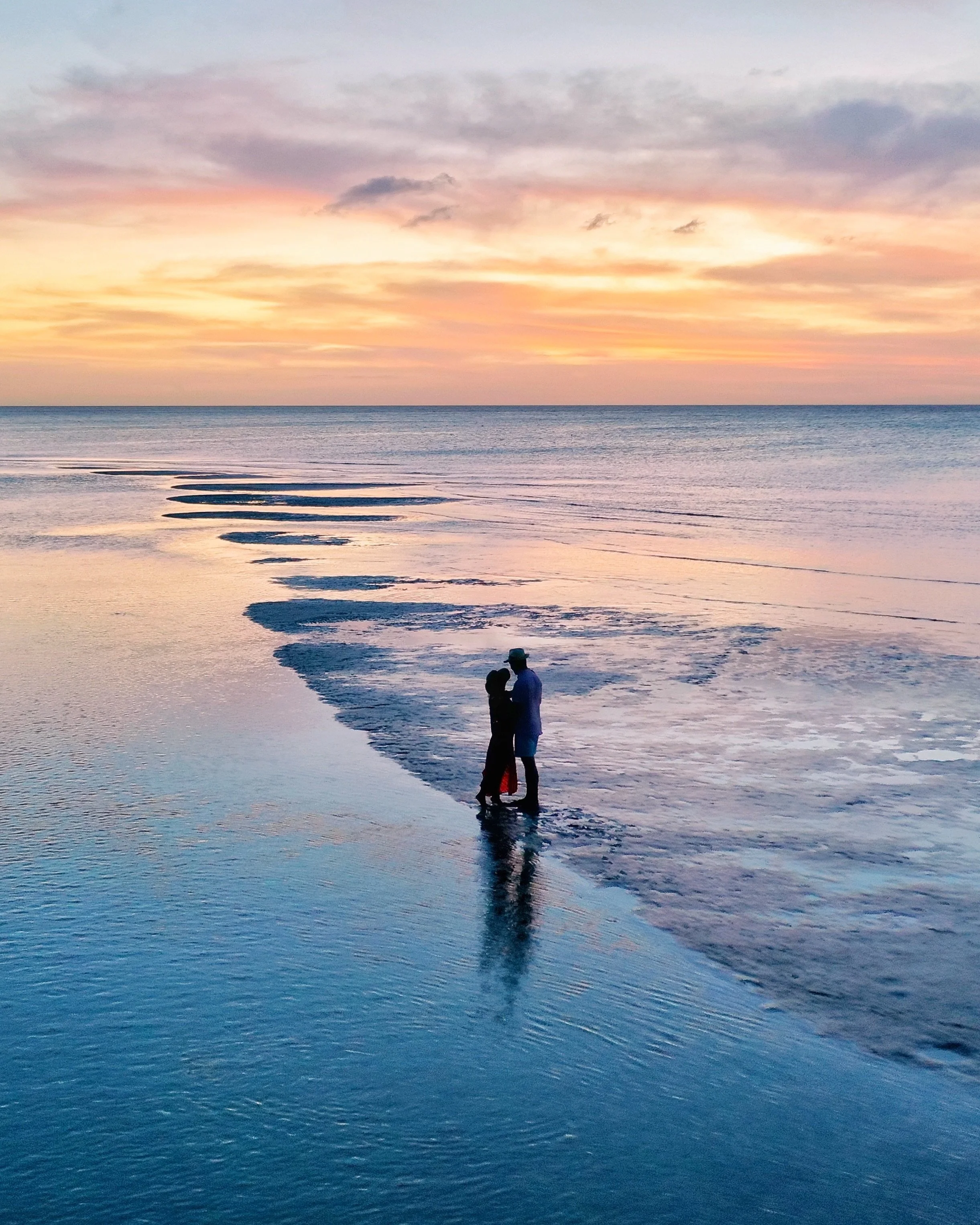 Las historias que ofrece #Holbox son inolvidables. 🌊💙⛴️ Vive la magia de nuestra hermosa isla con #ferry #9Hermanos #9H 😍🏝️
