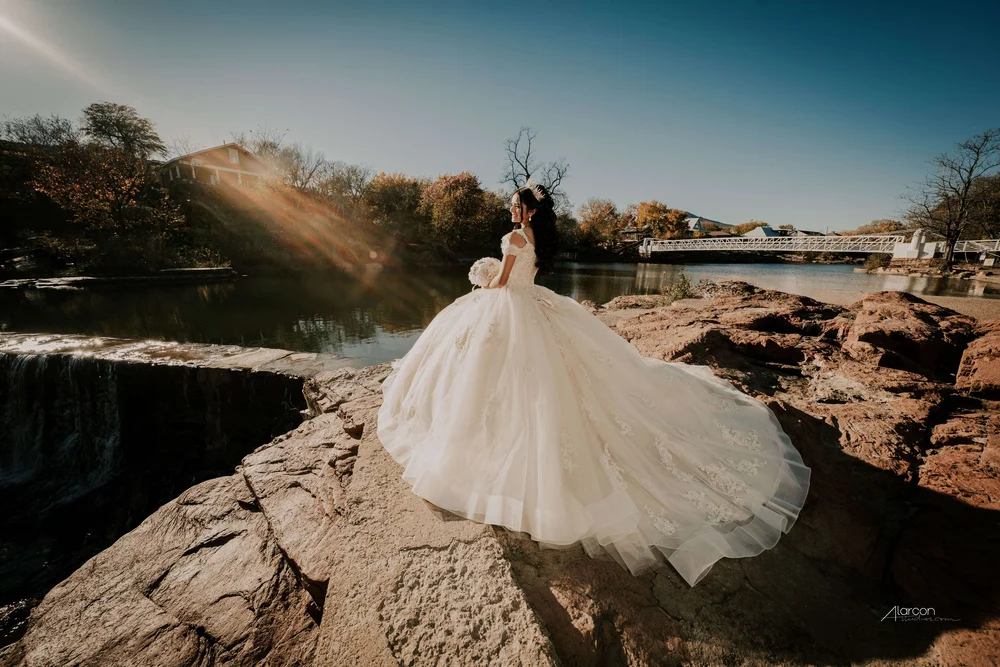 Medicine Park Quinceañera Photos in Oklahoma — photograph by XVFifteen