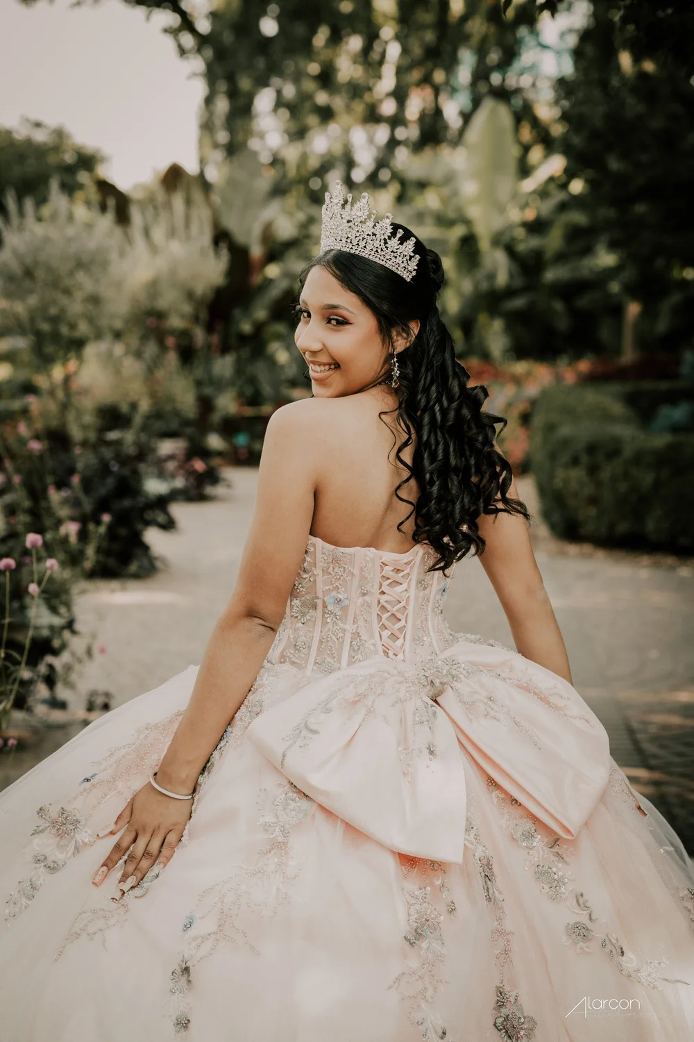 Sunken Gardens Quinceañera Photos in Lincoln — photograph by XVFifteen