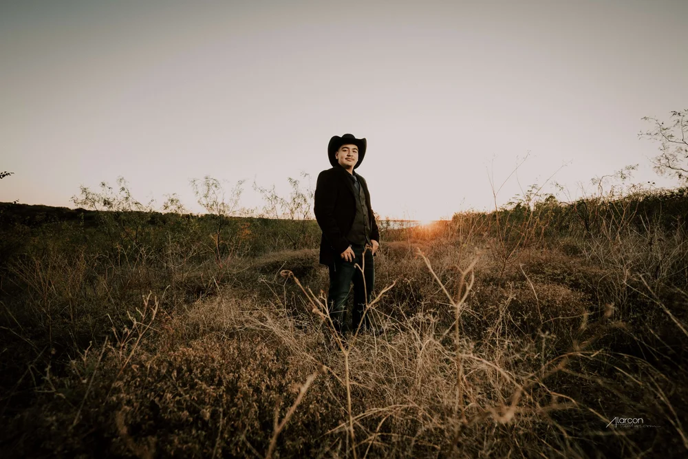 Alberto’s Quinceañero Portraits at Cedar Hill — XVFifteen