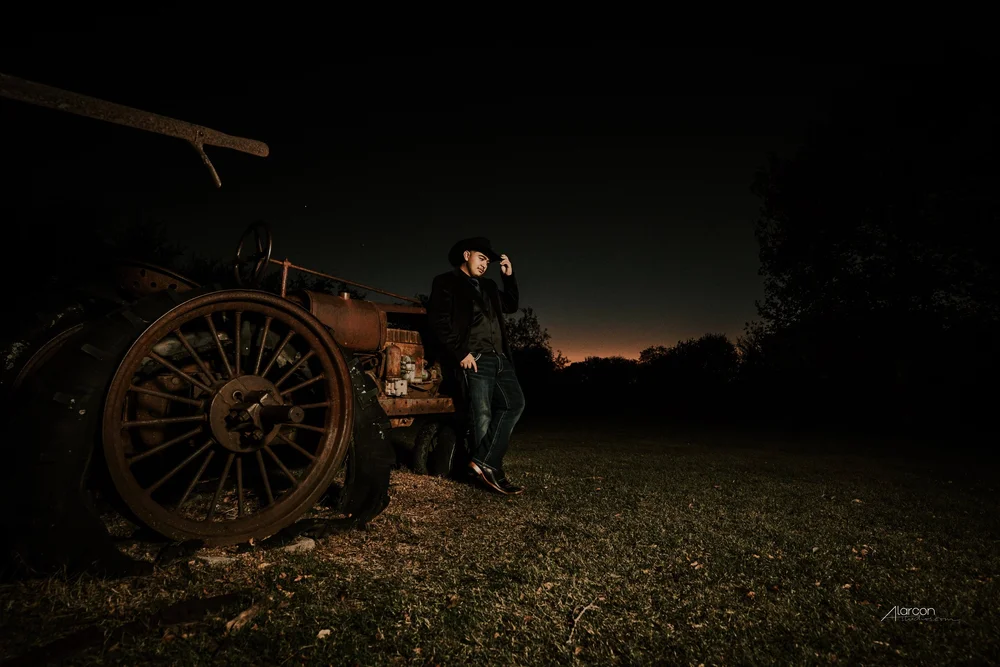 Alberto’s Quinceañero Portraits at Cedar Hill — XVFifteen