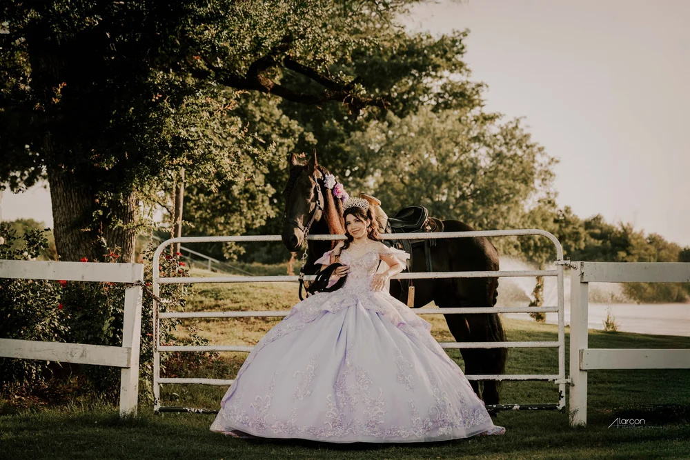 Rancho FGS Quinceañera Photos in Burleson