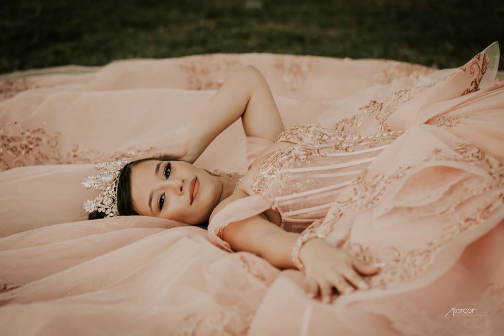 Rancho Las Chinas Quinceañera Photos in Quinlan — photograph by XVFifteen