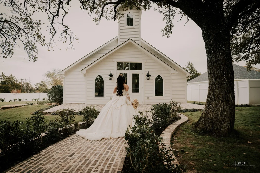 The Springs in Valley View: Quinceañera Venue — photograph by XVFifteen