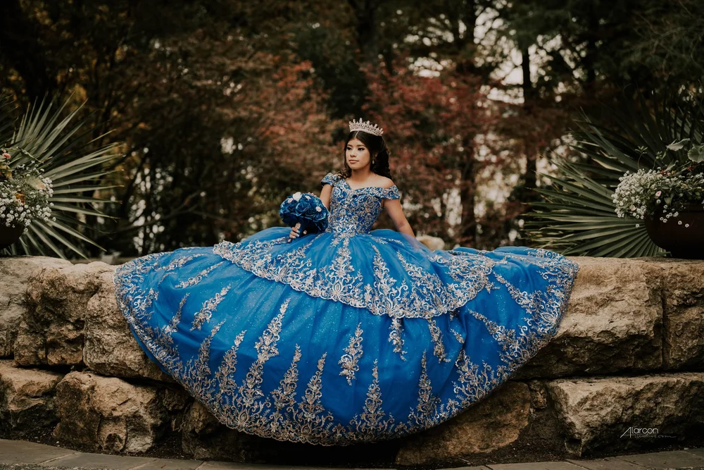 Dallas Arboretum Quinceañera Photos — photograph by XVFifteen