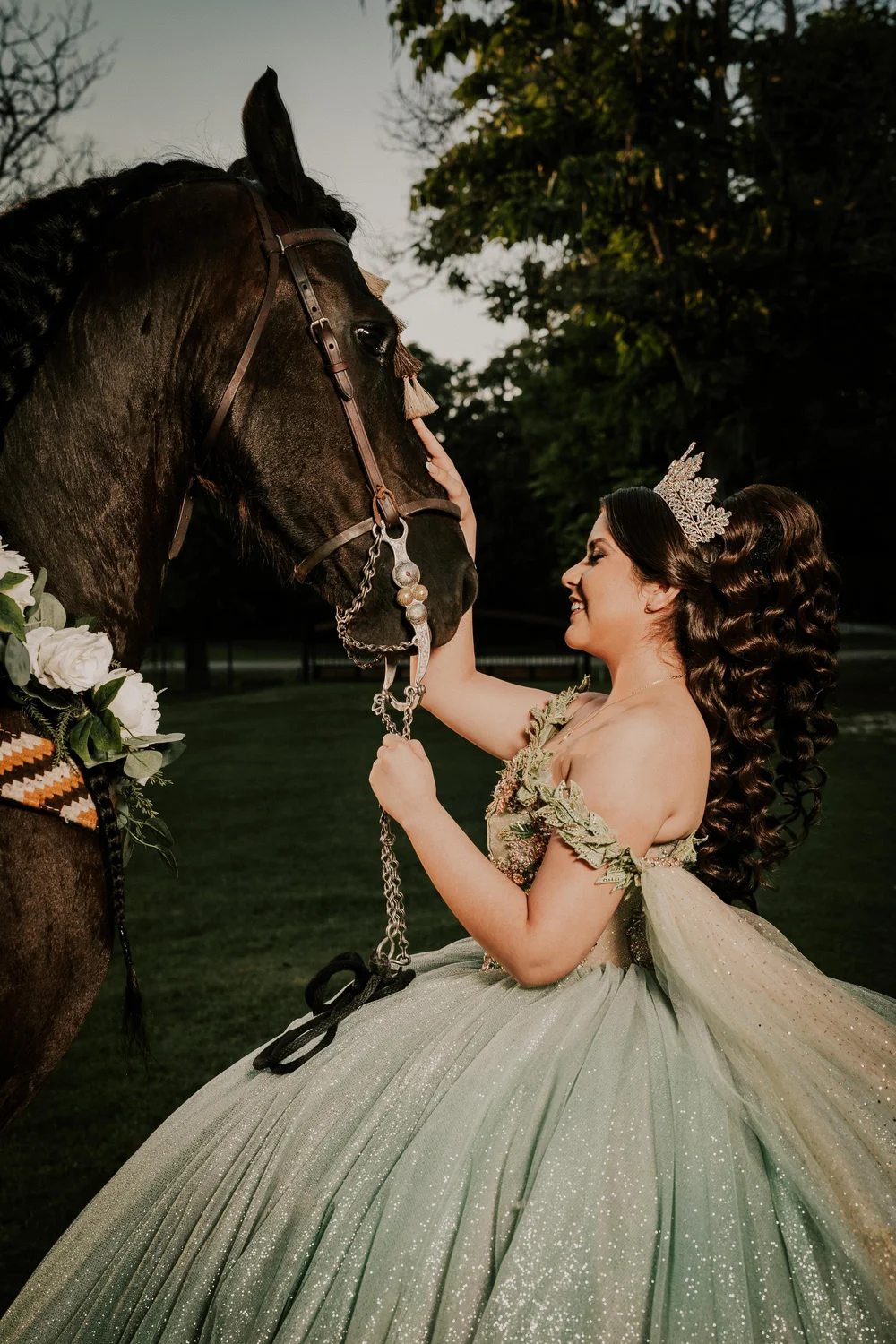Rancho Las Chinas Quinceañera Photos in Quinlan — photograph by XVFifteen