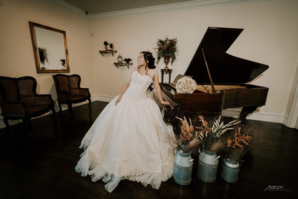 The Springs in Valley View: Quinceañera Venue — photograph by XVFifteen