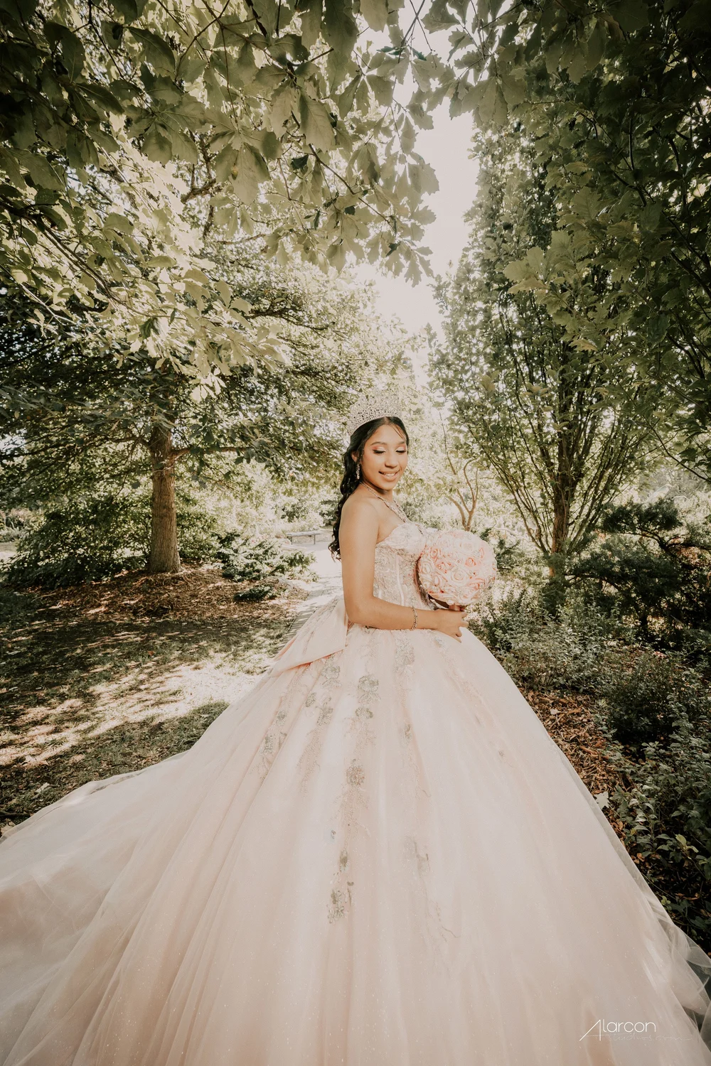 Sunken Gardens Quinceañera Photos in Lincoln — photograph by XVFifteen