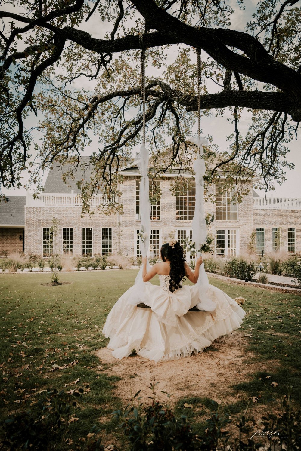 The Springs in Valley View: Quinceañera Venue — photograph by XVFifteen