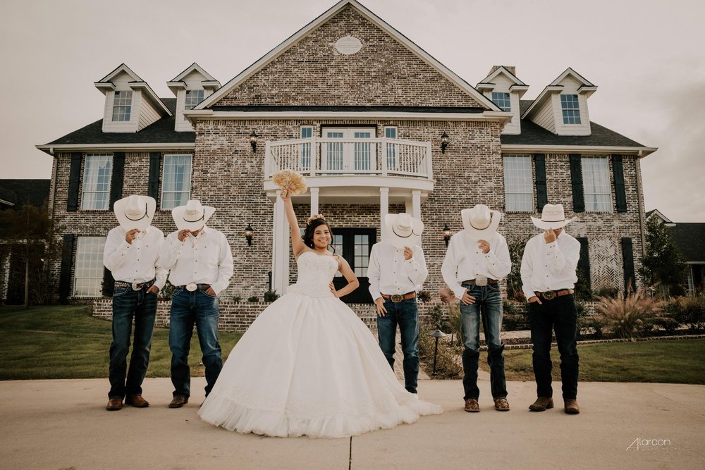 The Springs in Valley View: Quinceañera Venue — photograph by XVFifteen