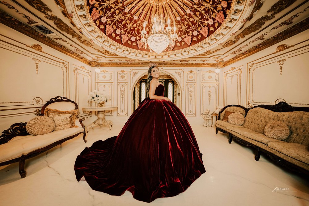 Dallas Dreamhaus Quinceañera Photos in Fort Worth — photograph by XVFifteen