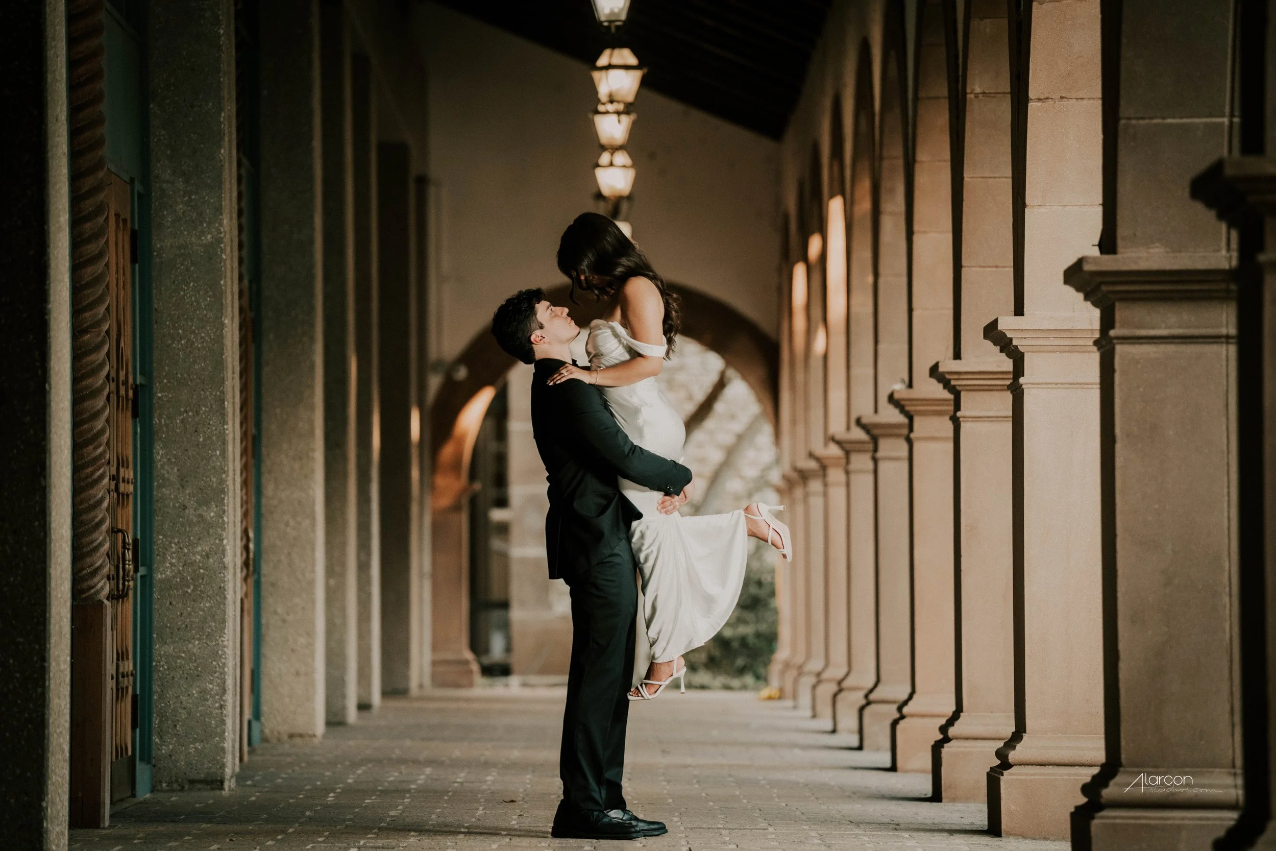 AS104061-Edit-min.jpg