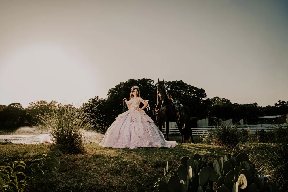 Rancho FGS Quinceañera Photos in Burleson — photograph by XVFifteen