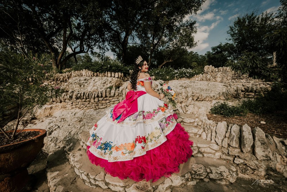 Japanese Tea Garden Quinceañera Photos in San Antonio — photograph by XVFifteen