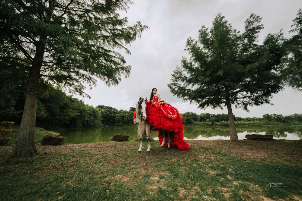 Rancho Las 4 Riatas Quinceañera Photos — photograph by XVFifteen