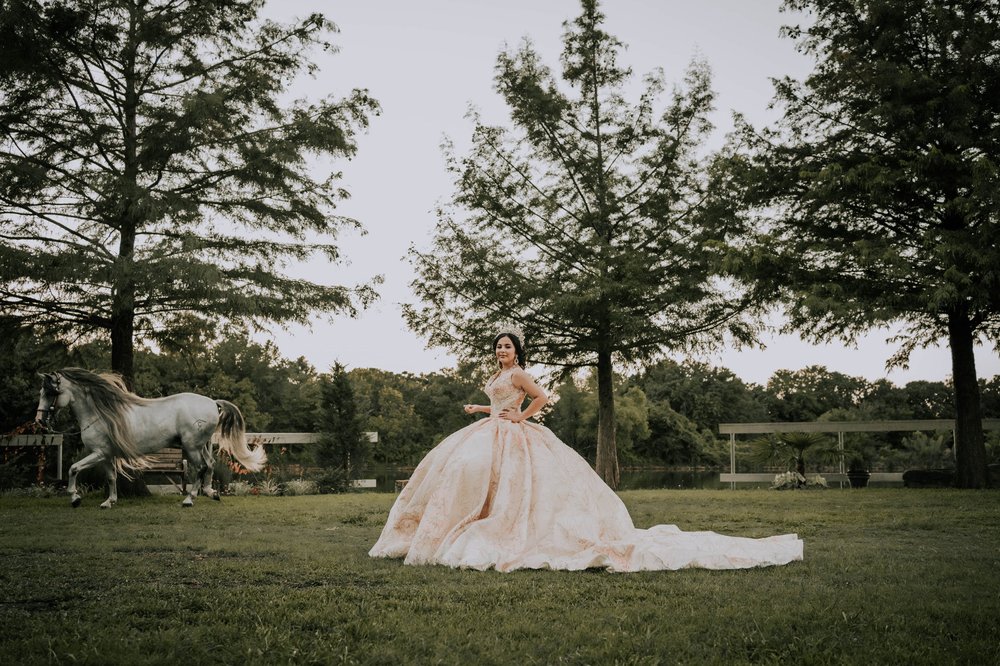 Rancho Las 4 Riatas Quinceañera Photos — photograph by XVFifteen