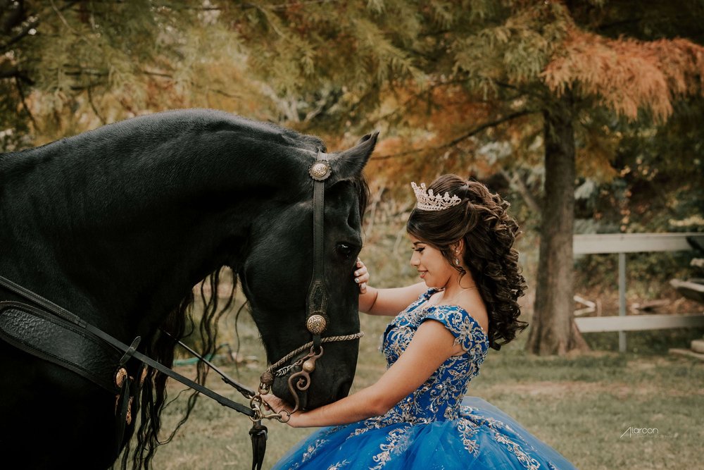 Rancho Las 4 Riatas Quinceañera Photos — photograph by XVFifteen