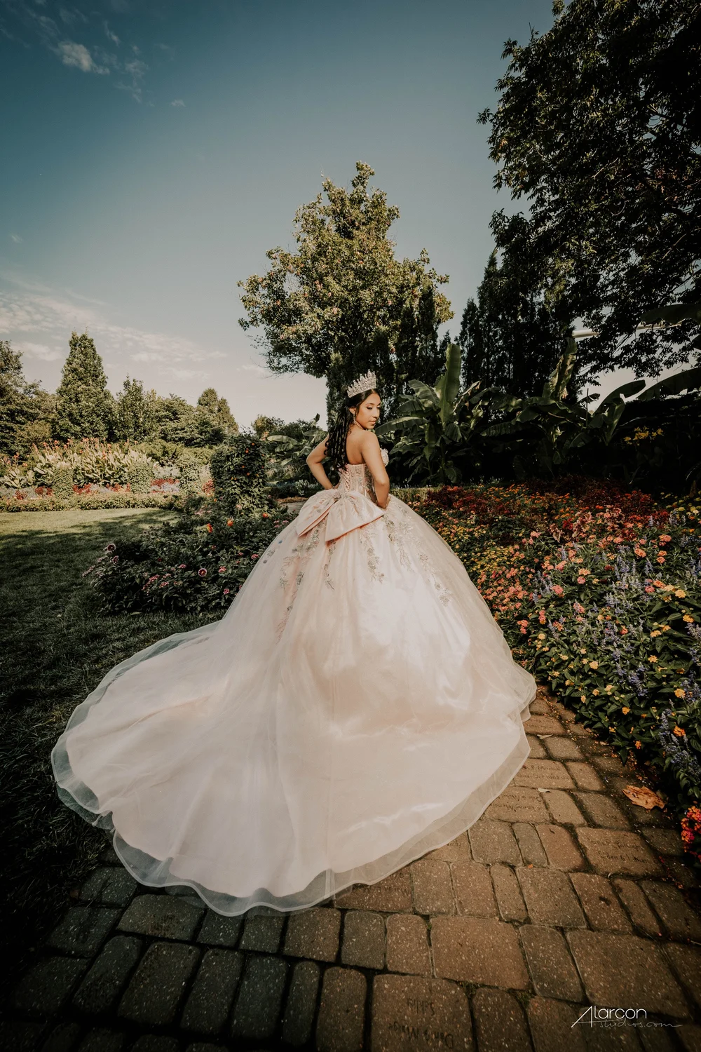 Sunken Gardens Quinceañera Photos in Lincoln — photograph by XVFifteen