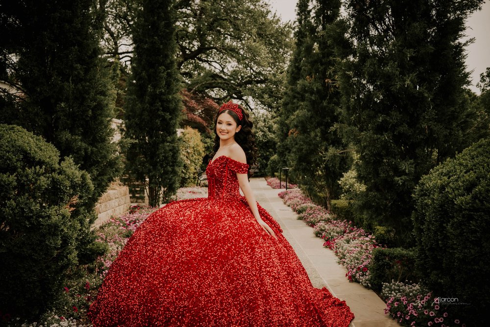 Dallas Arboretum Quinceañera Photos — photograph by XVFifteen