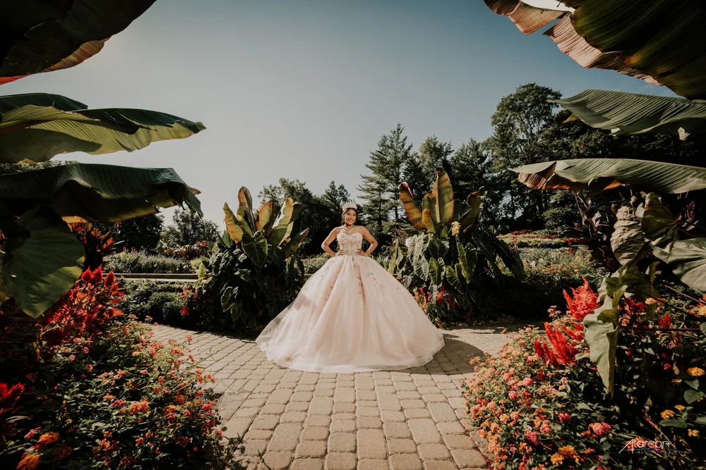 Sunken Gardens Quinceañera Photos in Lincoln — photograph by XVFifteen
