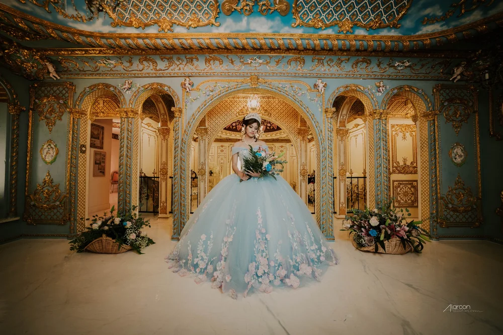 Dallas Dreamhaus Quinceañera Photos in Fort Worth — photograph by XVFifteen