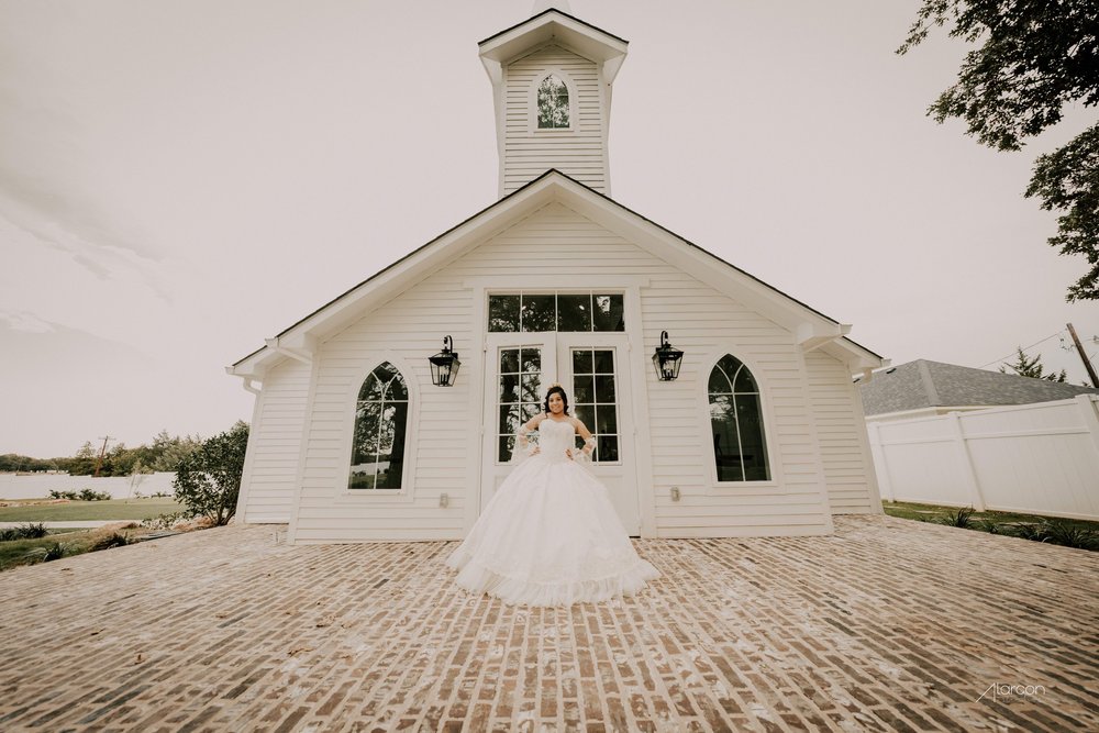 The Springs in Valley View: Quinceañera Venue — photograph by XVFifteen