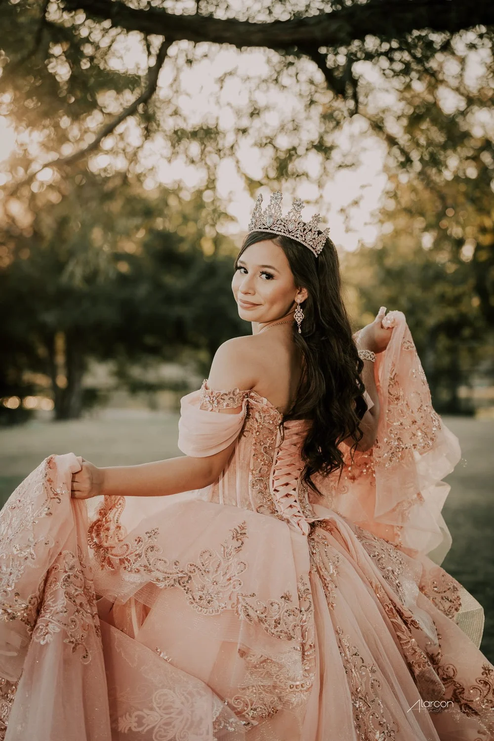 Rancho Las Chinas Quinceañera Photos in Quinlan — photograph by XVFifteen