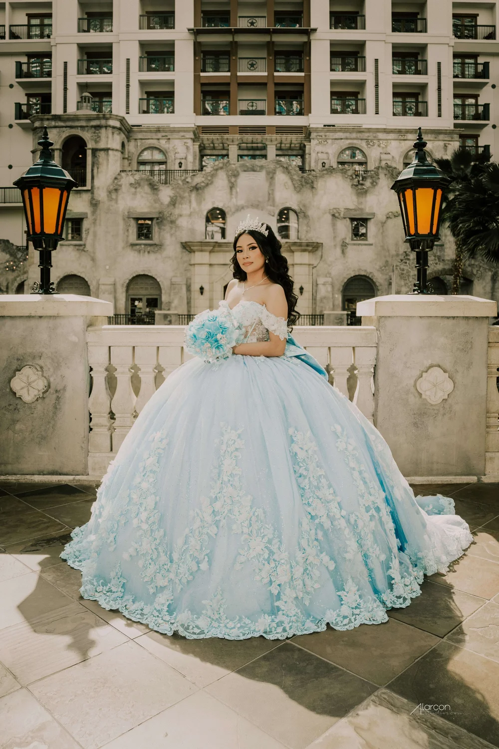 Gaylord Texan Quinceañera Photos in Grapevine — photograph by XVFifteen