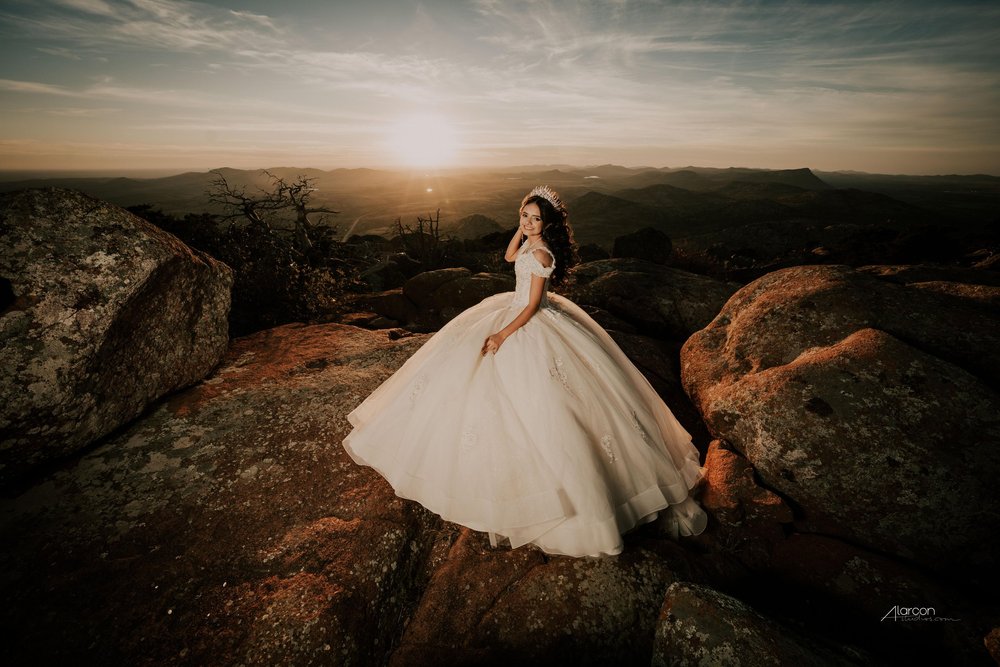 Mount Scott Quinceañera Photos in Oklahoma — photograph by XVFifteen
