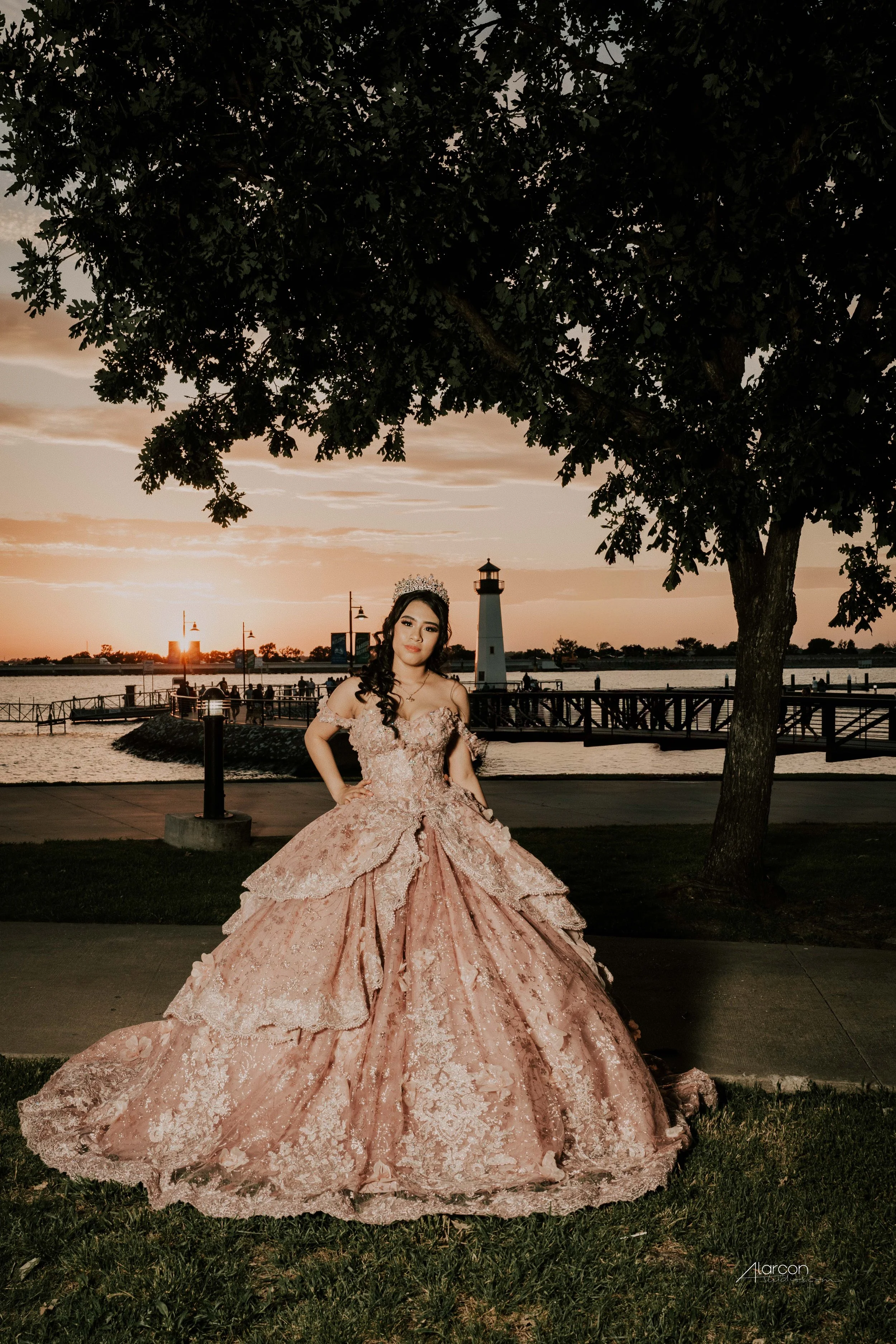 AS103762-Edit-min.jpg