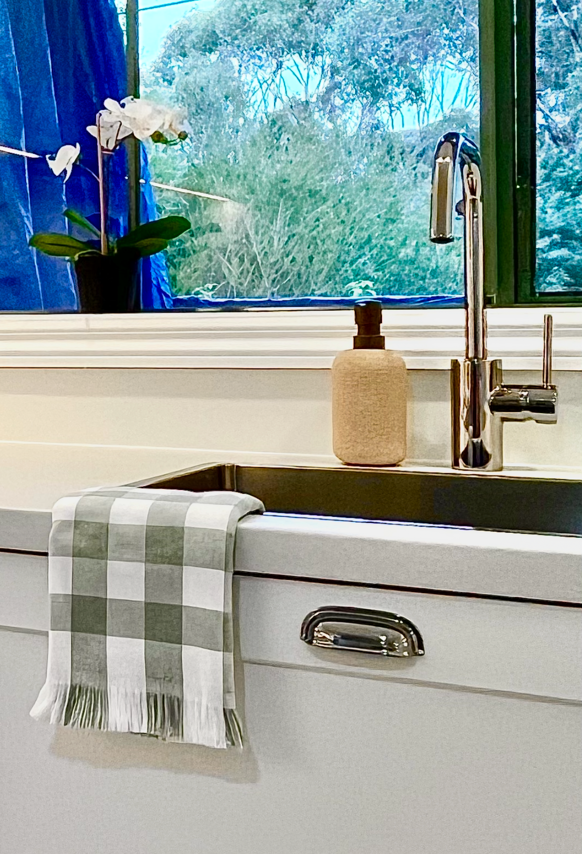 Heathcote Kitchen Sink Close Up Angle