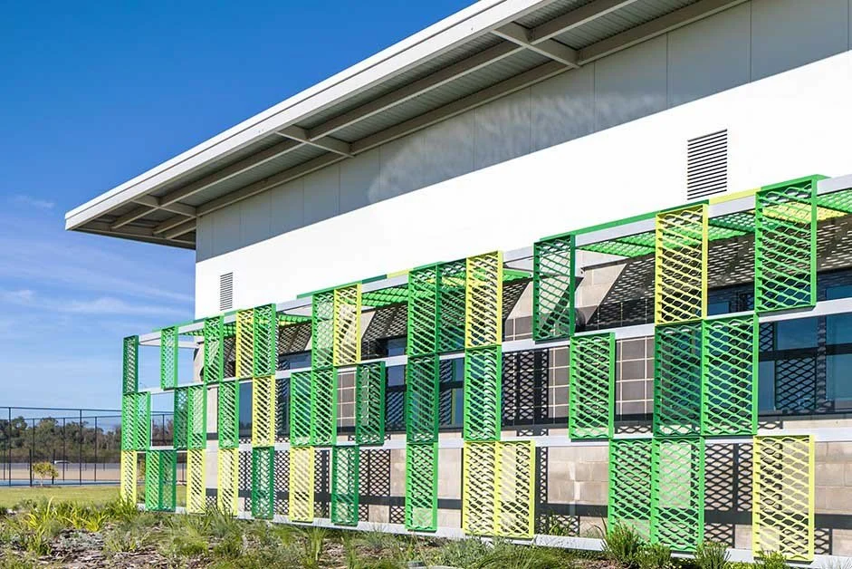 expanded mesh solar sunshades grating green high school university 1.jpg