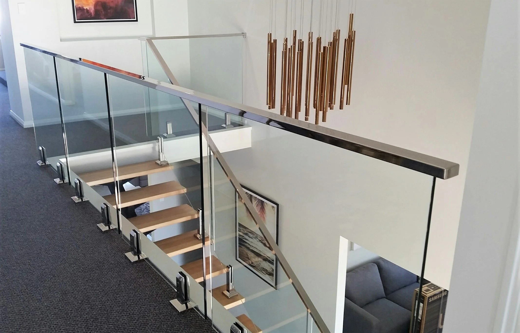 Stirrup with top fixed 50x25 RHS Handrail 4..jpg
